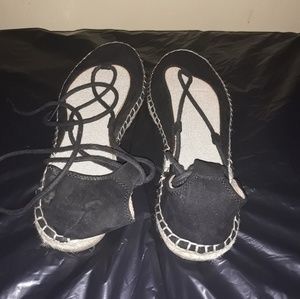 Women Tie up Slipper